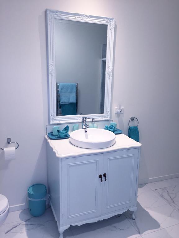 Castlewood Cottage Company Bay Extérieur photo